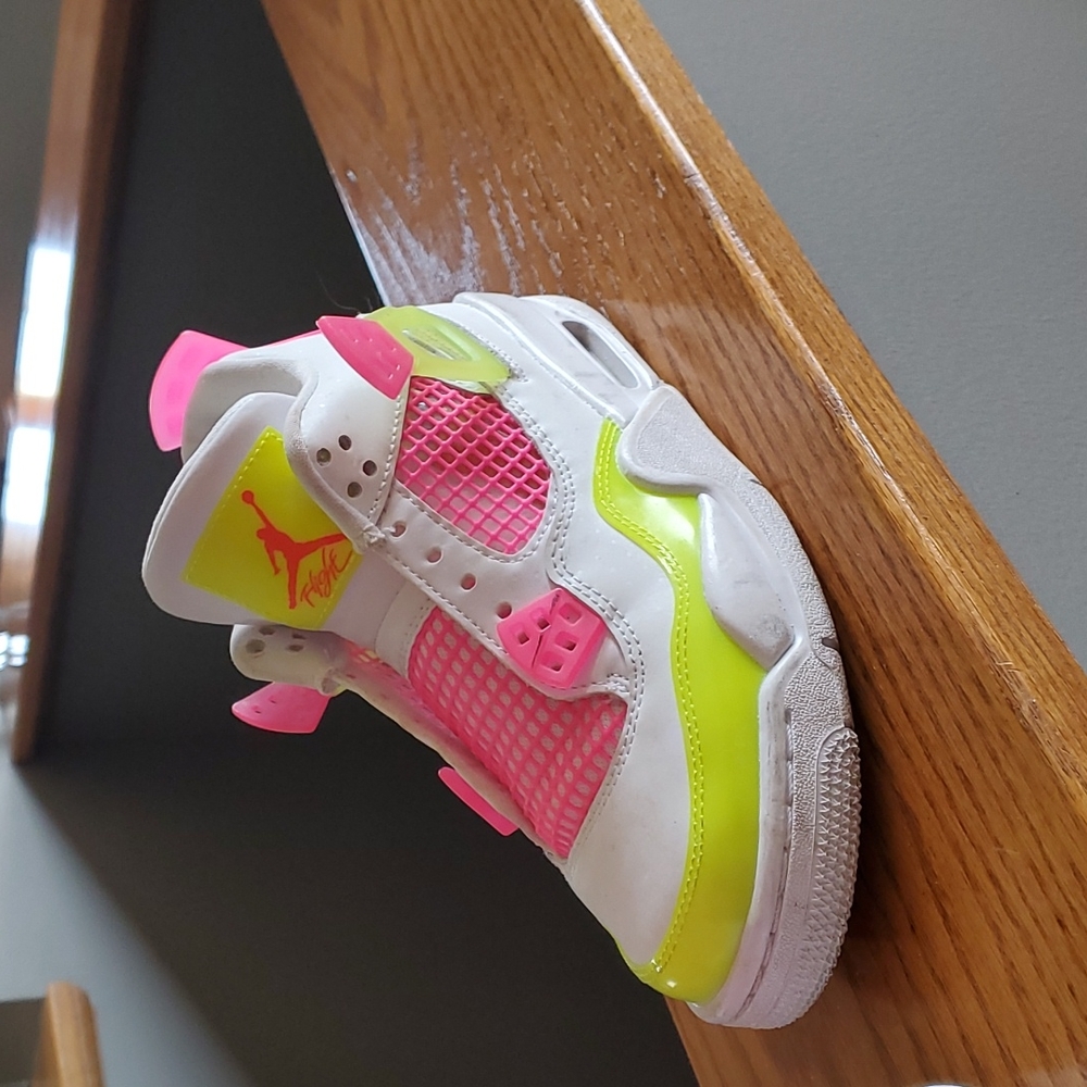 Girls Air Jordans